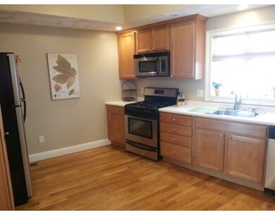 60 Nichols St unit 60, Everett, MA 02149 - photo 2