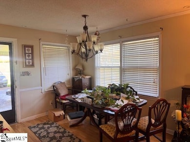 117 Hendrix Dr, Boiling Springs, SC 29316 - photo 2