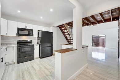 1869 Abbey Rd, West Palm Beach, FL 33415 - photo 2