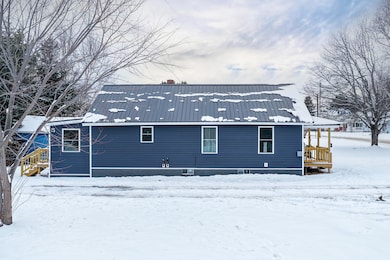 33 Vaughn St, Caribou, ME 04736 - photo 2