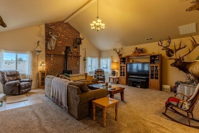 71899 Hines Logging Rd, Hines, OR 97738 - photo 3