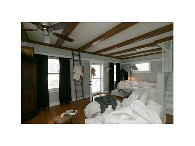 Living Room-L1. Gorgeous white woodwork with light
