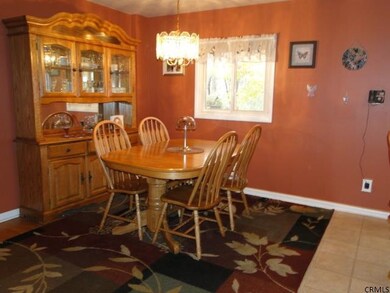 14 Friar Tuck Rd, Albany, NY 12203 - photo 5