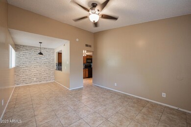 2206 S Granada Dr unit 7, Tempe, AZ 85282 - photo 5