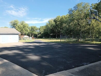 1712 S Hands St, Independence, MO 64055 - photo 7