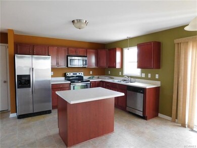 2943 Lookout Ln, Hopewell, VA 23860 - photo 6