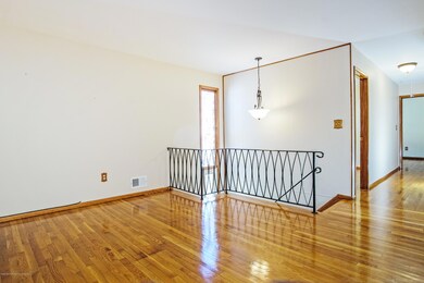 32 Karen Ct ( 029 OF 44)