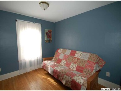 Bonus room Can be used as a first floor bedroom, w