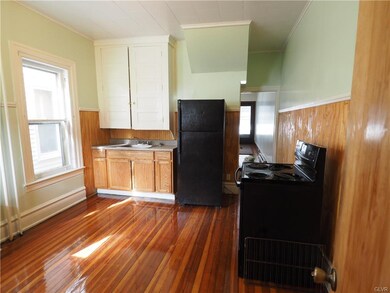 646 E Broad St, Tamaqua, PA 18252 - photo 5