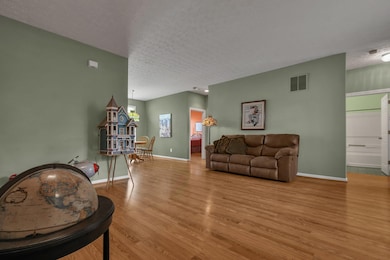 5-web-or-mls-5882-oak-path-ln