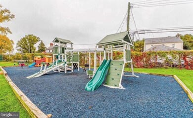 28 Alanbrooke Ct unit 28E, Towson, MD 21204 - photo 6