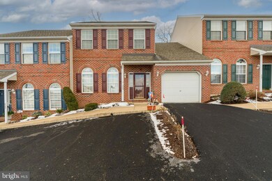208 Barrington Dr unit 208, Reading, PA 19607 - photo 2