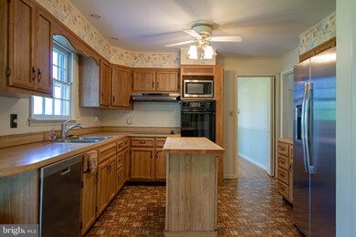 2702 Kenneth Ln, Wilmington, DE 19810 - photo 4