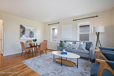 Inside-Spokane-Walnut-3