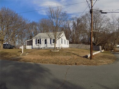 84 Bartlett Dr, Warwick, RI 02886 - photo 2