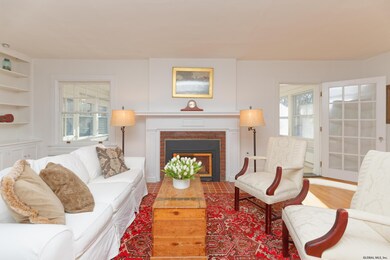 21 Sunnyside Rd, Schenectady, NY 12302 - photo 7