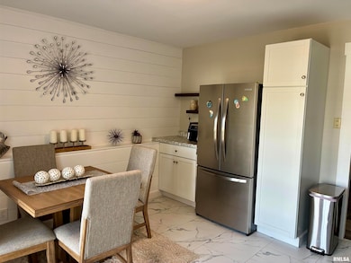 1823 Highland Dr N, Quincy, IL 62301 - photo 4