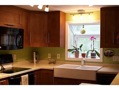 18 Clifton Rd, Bristol, RI 02809 - photo 5