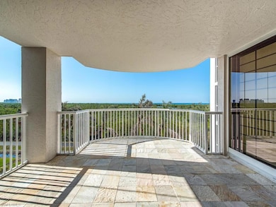 St. Laurent at Waterpark Place Condos unit 502, Naples, FL 34108 - photo 3