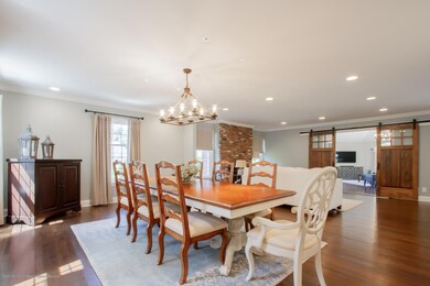 21 Carriage Hill Dr, Colts Neck, NJ 07722 - photo 7