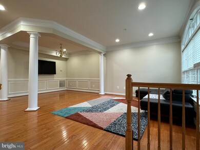 23361 Arora Hills Dr, Clarksburg, MD 20871 - photo 4