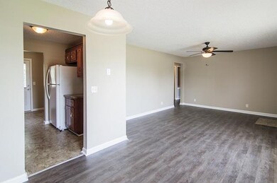 193 Oak Tree Dr, Oak Grove, KY 42262 - photo 3