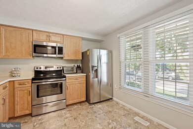 6374 Greenfield Rd, Elkridge, MD 21075 - photo 5