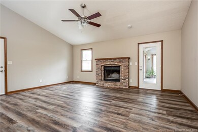 405 S Parkline Dr, New Albany, IN 47150 - photo 7