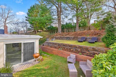 7012 Bybrook Ln, Chevy Chase, MD 20815 - photo 6