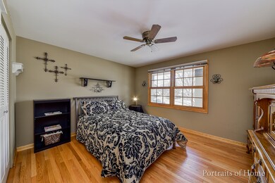 28W045 Plainview Dr unit 3, Naperville, IL 60564 - photo 5