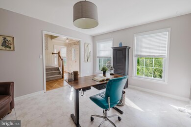 302 Avalon Ln, Westminster, MD 21158 - photo 4