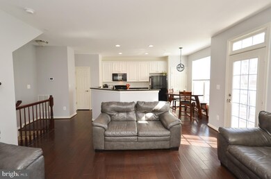 42237 Canary Grass Square, Aldie, VA 20105 - photo 5