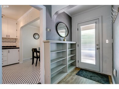 Entrance/Foyer