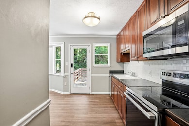 3963 Ferncliff Rd, Snellville, GA 30039 - photo 7