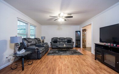 213 NW Kensington Ln, Lake City, FL 32055 - photo 2