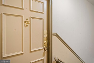 206 N Trenton St unit 4, Arlington, VA 22203 - photo 4