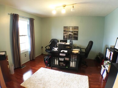 Dining Room/Den