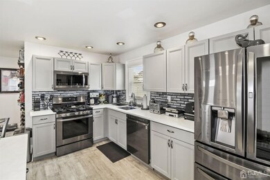 28 Wagner St, Fords, NJ 08863 - photo 7