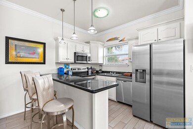 102 E Gardenia St unit 6, South Padre Island, TX 78597 - photo 6