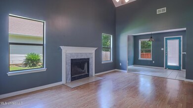 1519 Brookdale-154001
