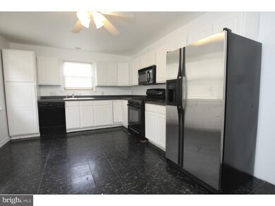 905 Ridgeway St, Gloucester City, NJ 08030 - photo 3