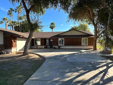 1181 S Hereford Ave, Yuma, AZ 85364 - photo 2