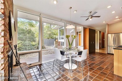 2406 Daphne Ln, Alexandria, VA 22306 - photo 7