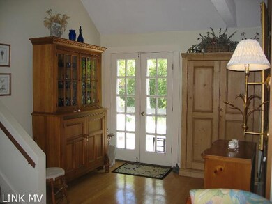 22 Sachem Cir, Vineyard Haven, MA 02568 - photo 3