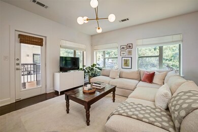 5718 Mccommas Blvd unit 105, Dallas, TX 75206 - photo 3