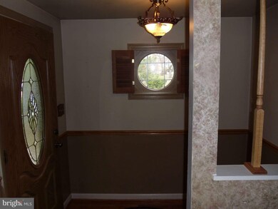 3622 Majestic Ln, Bowie, MD 20715 - photo 2