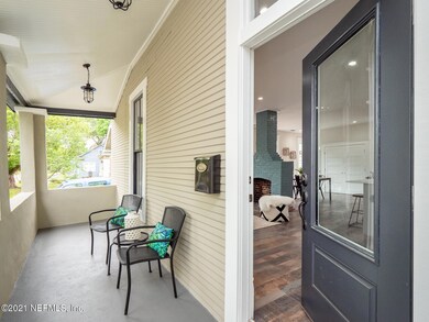 2060 Market St N Edit-3