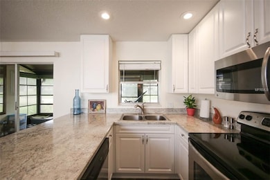 3330 Ramblewood Dr S Sarasota FL 34237 | Beautiful