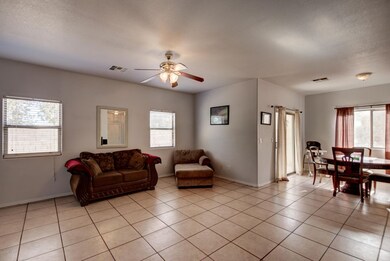 10421 E Bonnell St-12