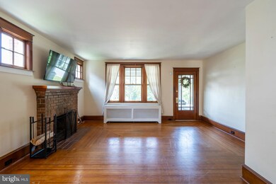 1204 Walnut St, Coatesville, PA 19320 - photo 6